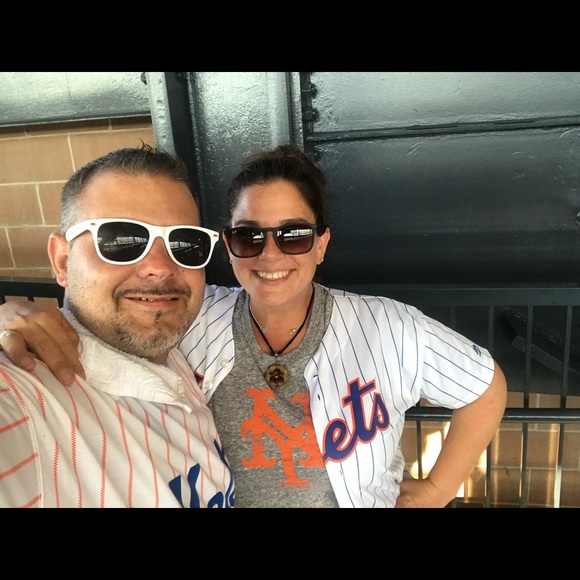 Meet your Poshers, Crissy and Jeff - Picture 4 of 7